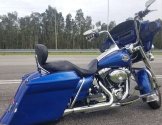 Harley Davidson Road King 2010 Clean Title So Many Extras Only Serious Offers!!!