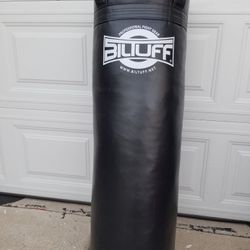 4 Feet Tall Punching Bag 90  Pounds Black Color 
