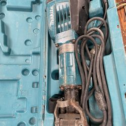 Makita Jack Hammer HM1307CB 35LB Corded Demolition Breaker Jack Hammer (Signs Of Wear)