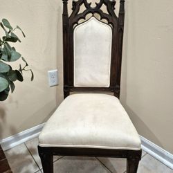 Elegant Victorian-Style Low Accent Chair - Timeless Charm