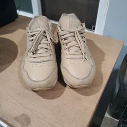 Reebok Women's Shoes 7 1/2