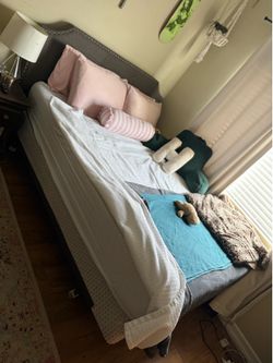 Headboard/adjustable bed frame/box spring