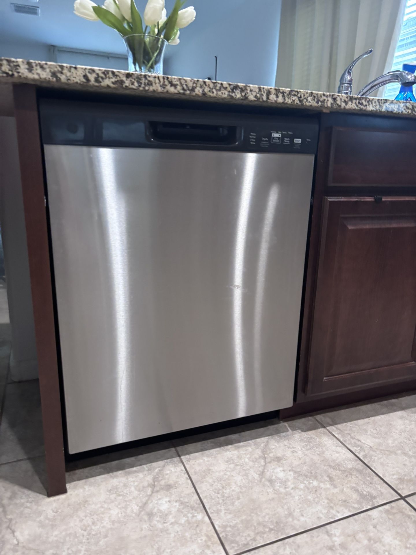 GE 2022 Stainless Steel Dishwasher