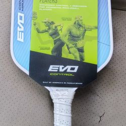 PICKLEBALL PADDLE- BRAND NEW