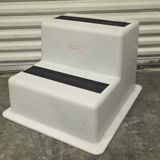 Taylor Made Dock Steps