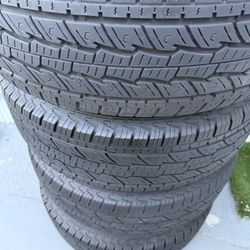 Set Of 4 Rims And Tires (4X$550)