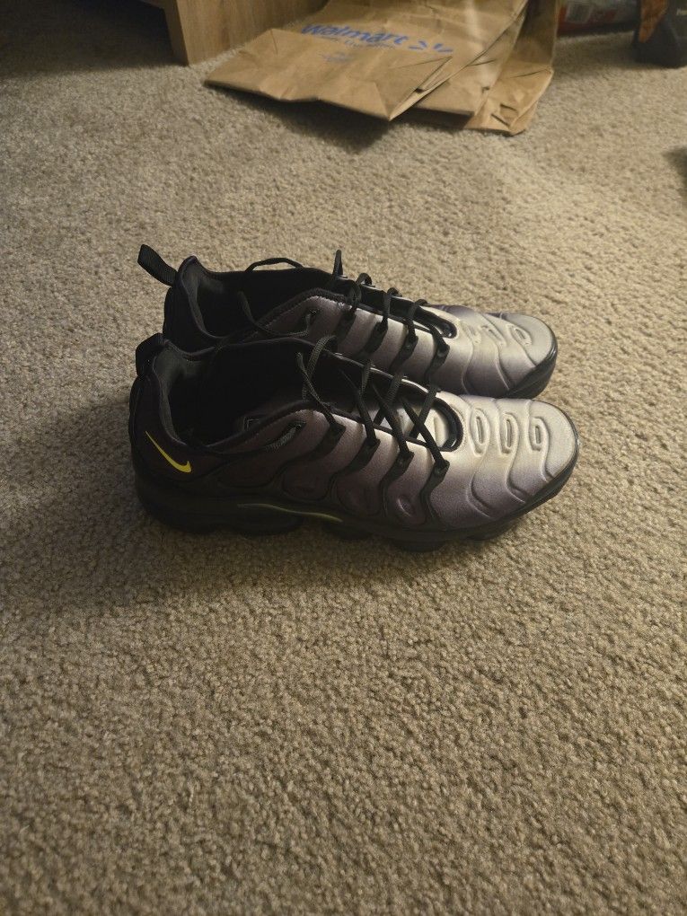 Nike Vapormax Plus Green Shoes