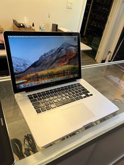 MacBook pro mid 2010 15.4-inch i7 @ 2.6 GHz  8GB RAM  500GB HD macOS High Sierra  No trades. No deliveries Our operation days: Monday to Friday from 1