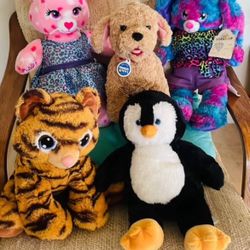 $Best offer Build A Bear 🐻 Workshop Plushies like new