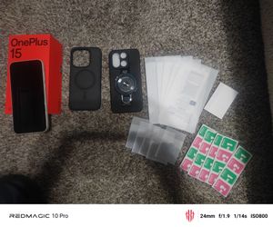 OnePlus 15 BRAND NEW! with 2 cases, 5 screen and camera protectors