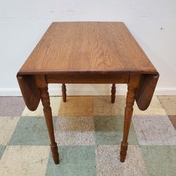 Antique Oak Drop Leaf Table With Turned Legs