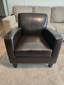 Accent chair