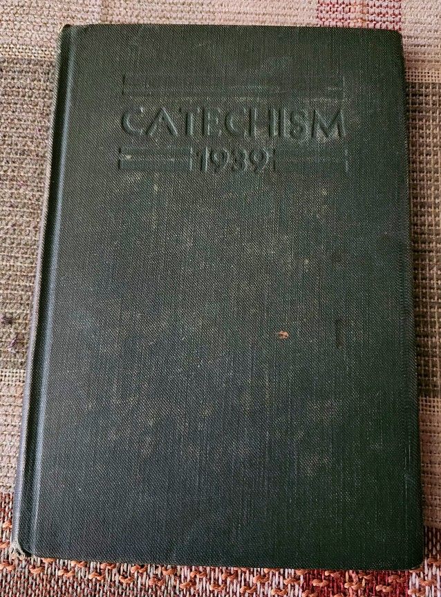 Dr. Martin Luther's Small Catechism With Explanation (1939 Revised Edition) 1952