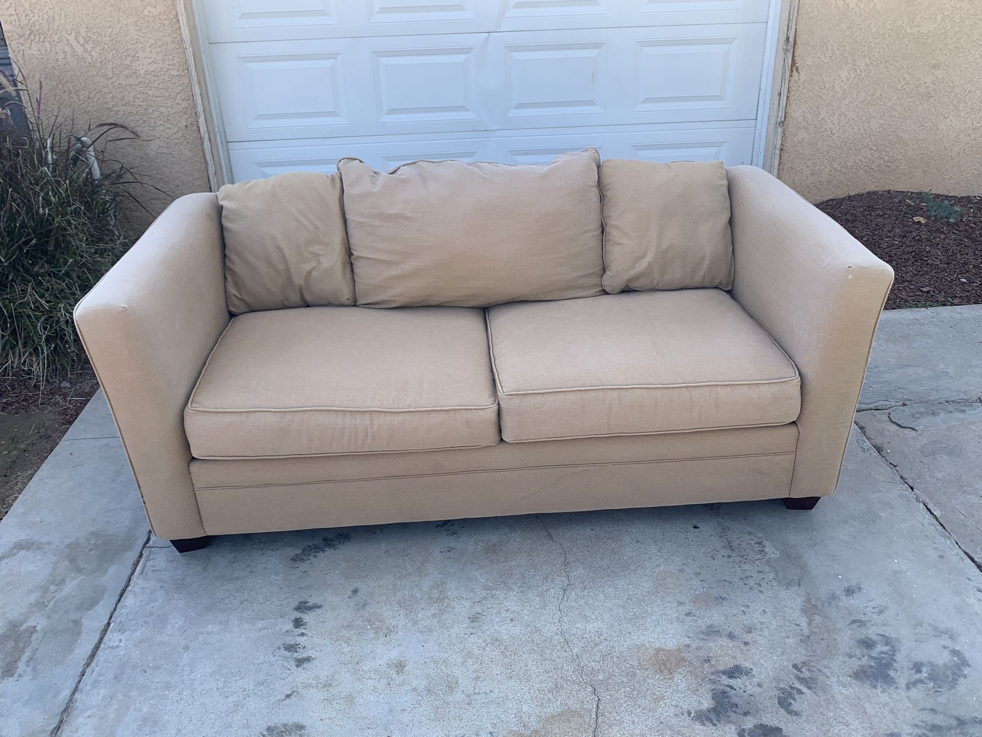 Tan Couch 6ft Long X 3Ft Wide X 28” Tall