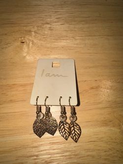 Earring Set – 2 Pairs: Gold-Tone Stud and Dangle Leaf Earrings