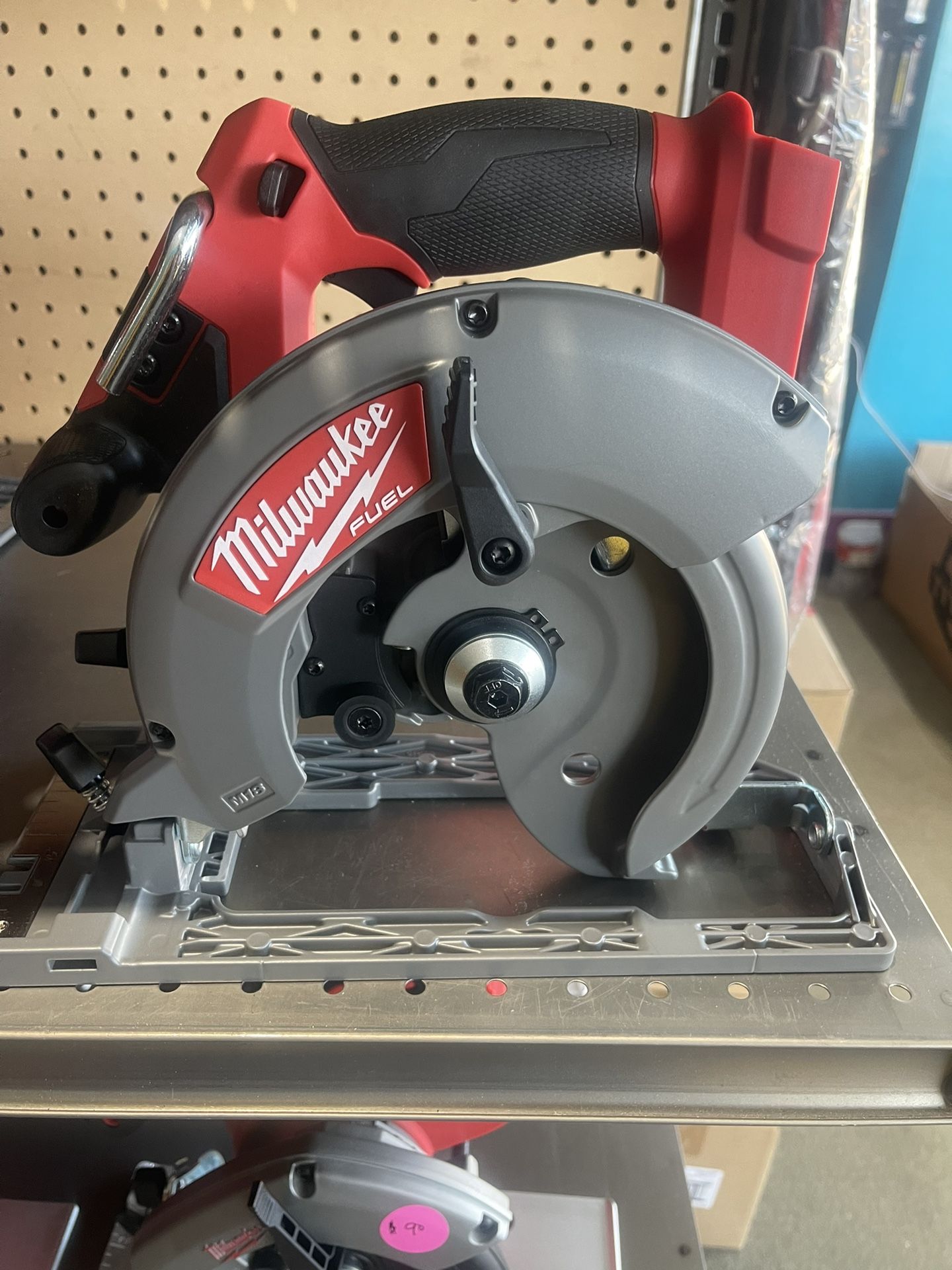 M18 FUEL 18V Lithium-Ion Brushless Cordless 6-1/2 in. Circular Saw (Tool-Only)