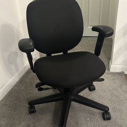 Black Swivel Office Chair