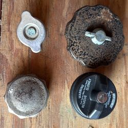 Lot Of (4) Gas Caps