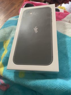 Brand New iPhone 11 Never used !!