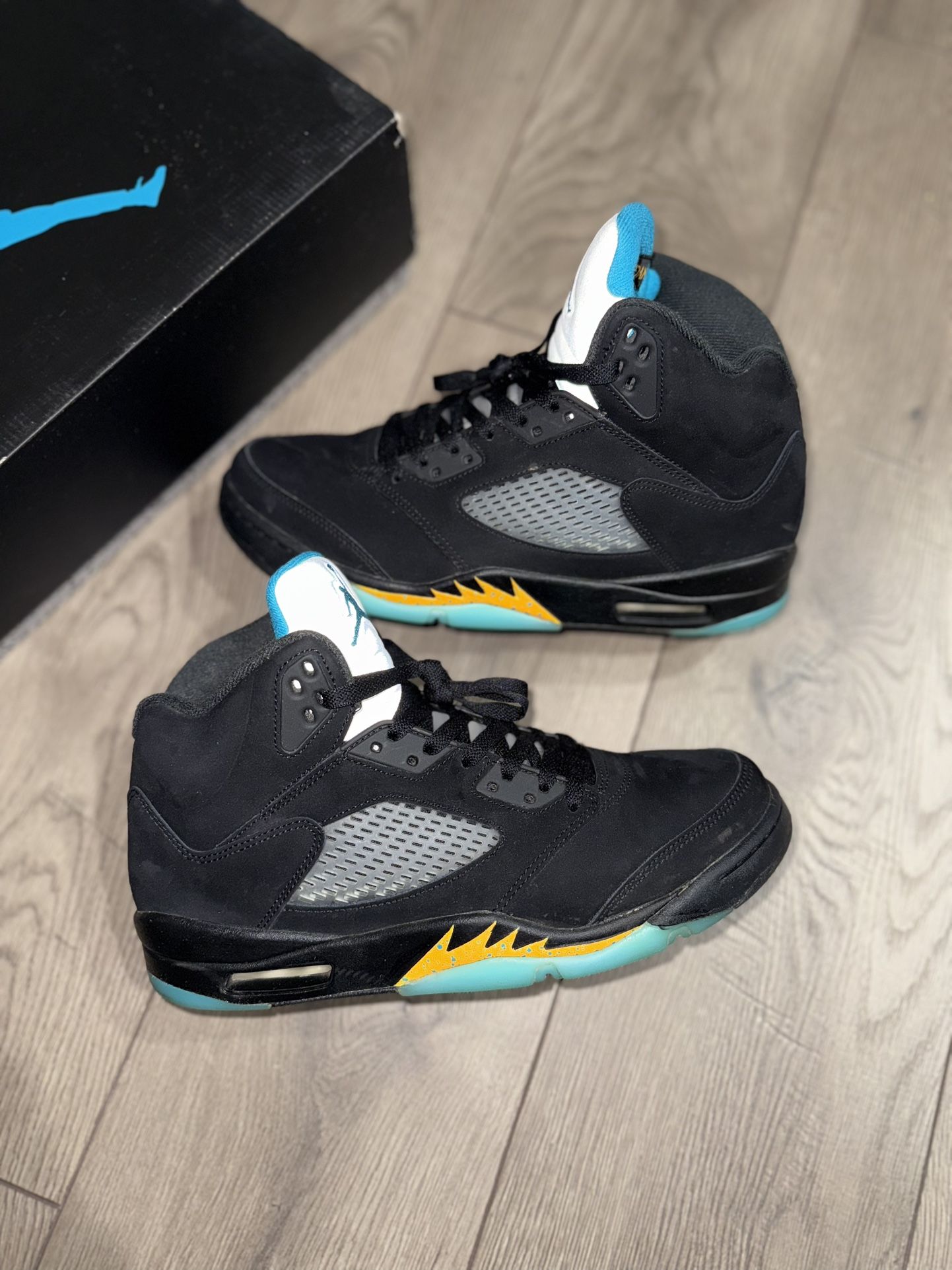 Jordan 5 Aqua Size 11