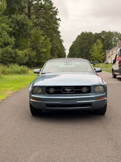2006 FORD MUSTANG CONVERTIBLE !!!