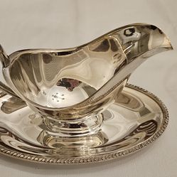 Silver plated sauce server