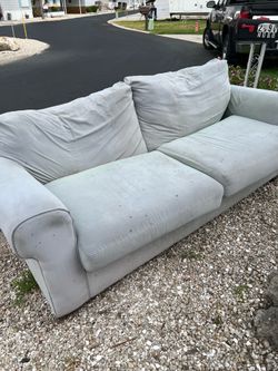 Free Pretty Couch
