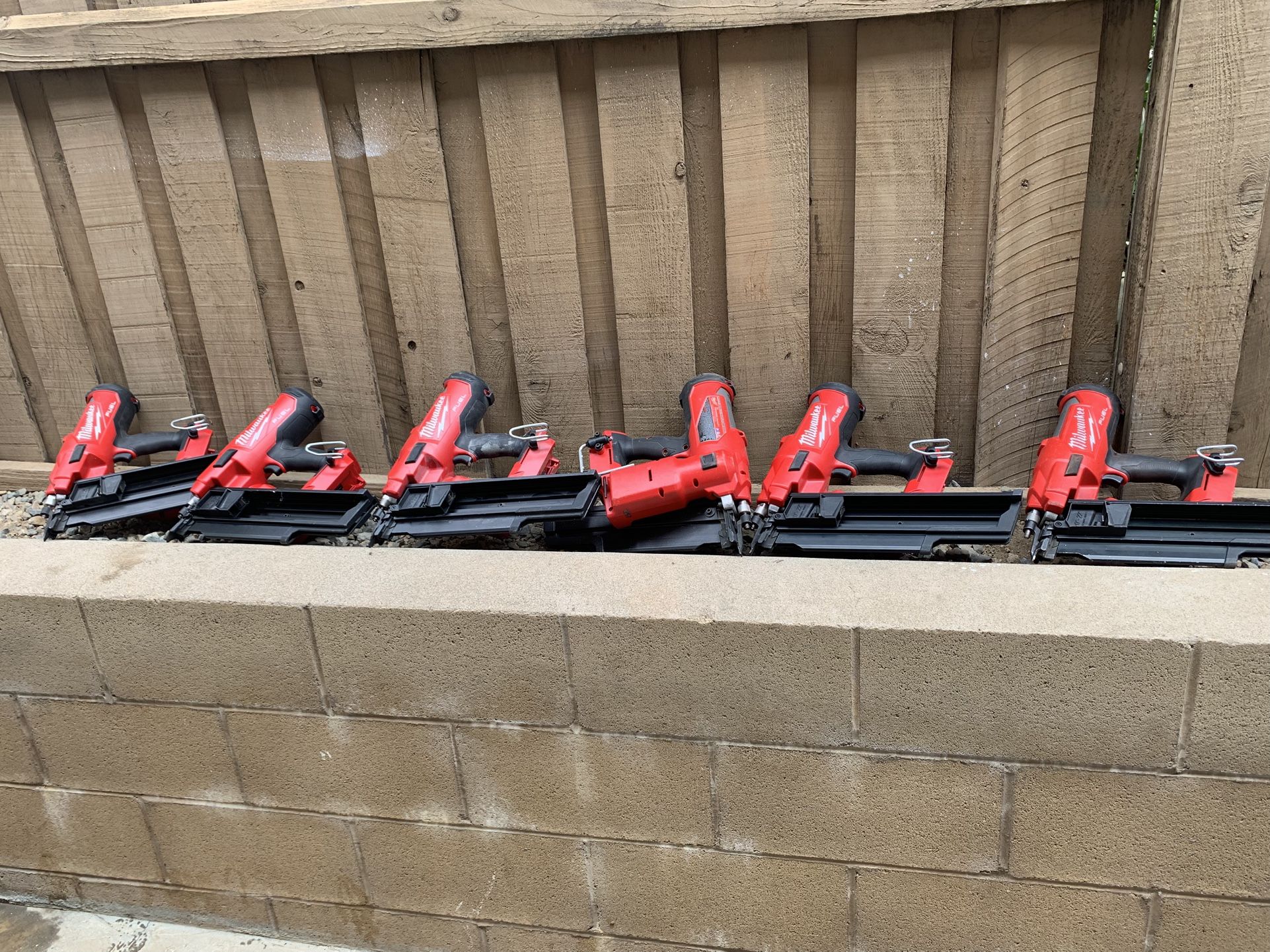 6 Broken Milwaukee FUEL 21 -22 Framing Nails