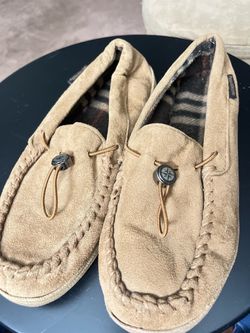 Weatherproof Men's 3M Thinsulate Flannel-Lined Moccasin Slippers.