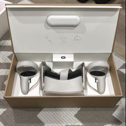 Oculus quest 2(negotiable)