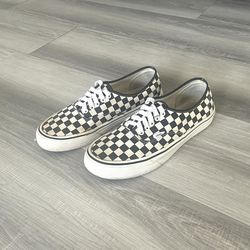Vans Classic Checkered Size 10.5M