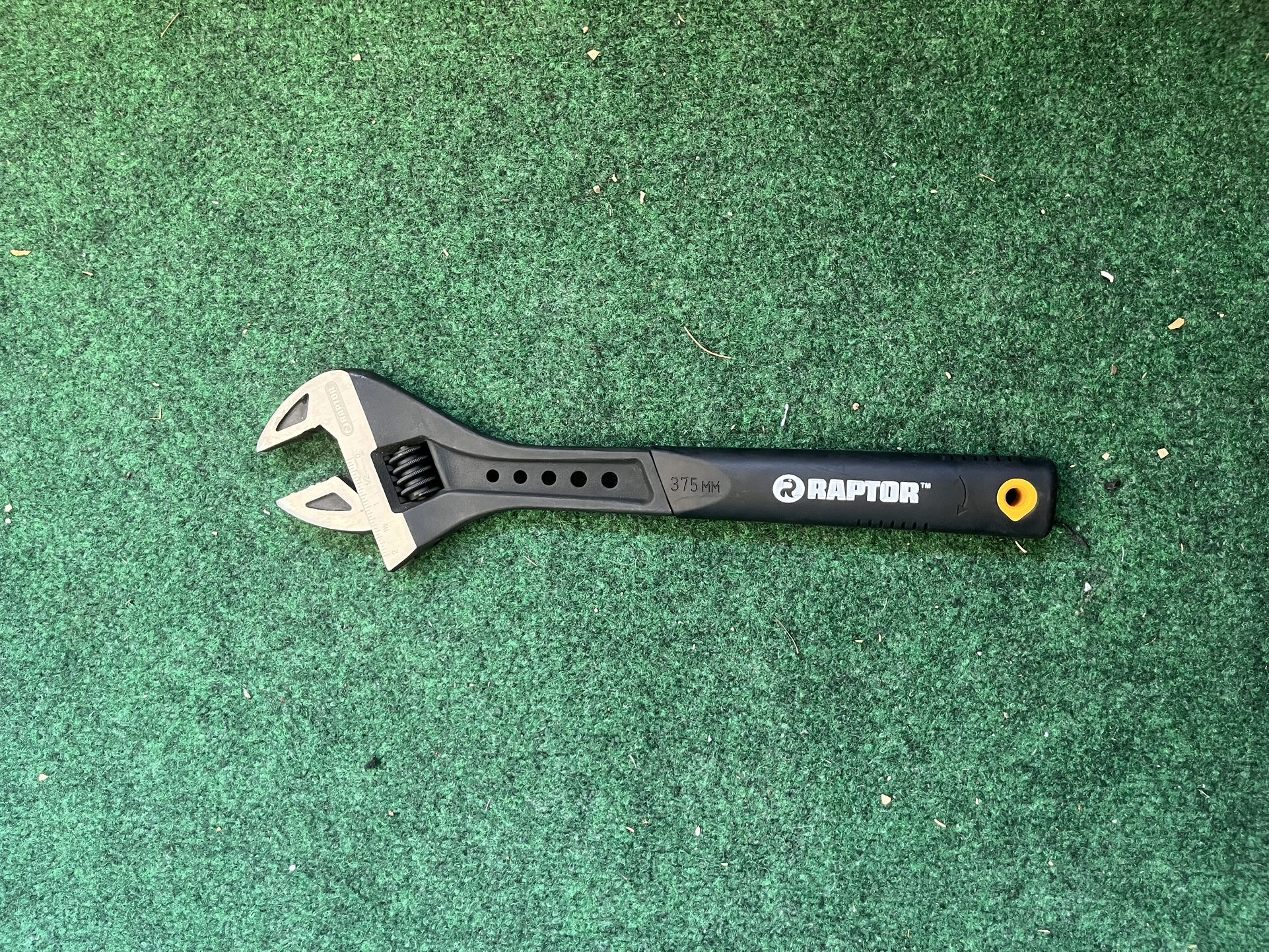 15inch Raptor Adjustable Wrench