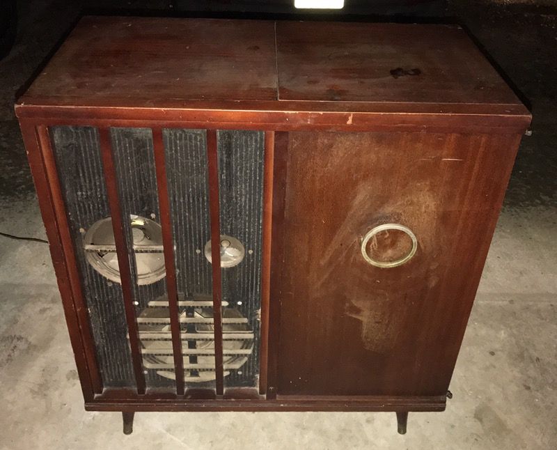 Vintage stereo/record player