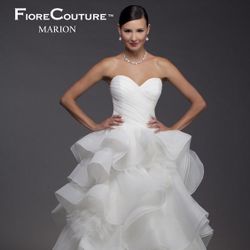 Fiore Couture Marion Ruffled White Wedding Dress Size 10 Unaltered