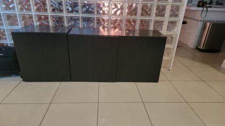 Entertainment dresser