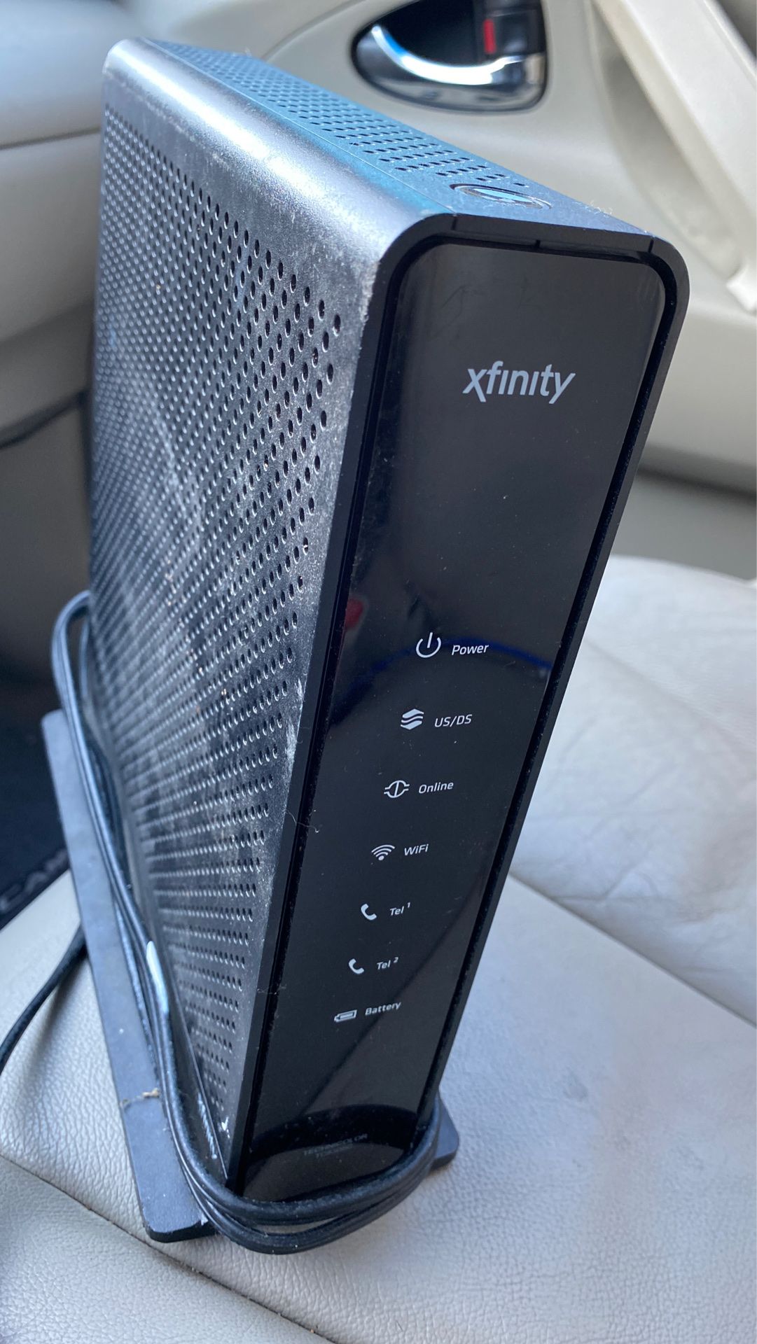 Xfinity cable wifi modem Works perfect