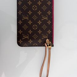 Louis Vuitton Authentic Neverfull Pouchette 