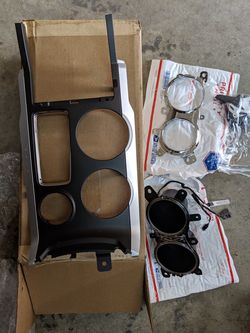 2011-2014 Ford Explorer Center Trim Bezel