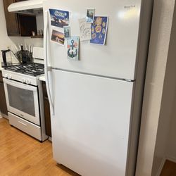 32” Whirlpool Refrigerator with Top Freezer