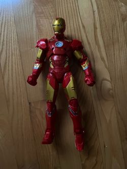 Marvel Avengers Titan Hero Series — Iron Man 12-Inch Action Figure