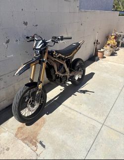 Surron Ultra Bee