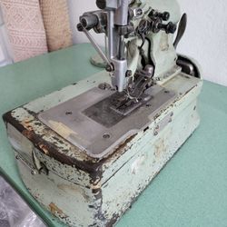 Reece Buttonhole Machine 