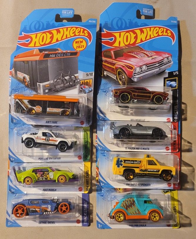 Hot Wheels 8 car variety pack
