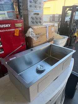 30x18’ Kitchen Sink