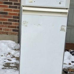 Kenwood Trash Compactor