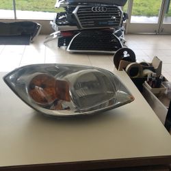 2005 To 2010 Chevrolet Cobalt Headlight Passenger Side Assembly #50 FE204 