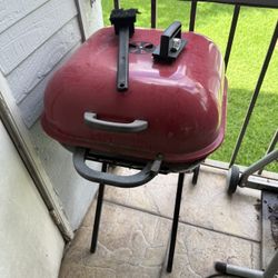 Coal Barbecue / Parrilla A Carbón 