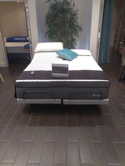 Rest 5 Chambered Auto Ajusting Air N Latex N Memory Gel Bed