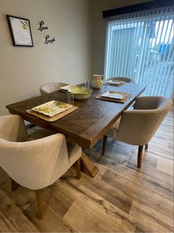 Big dining set//modern chairs//no credit needed//farmhouse dining table