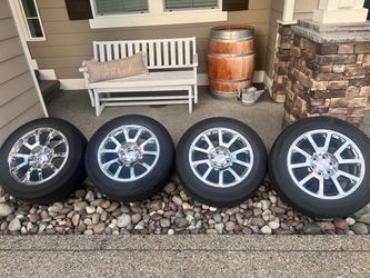 20x9 GMC Yukon Denali wheels and tires